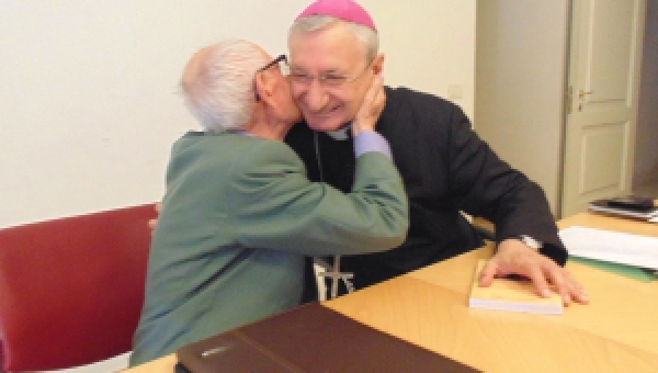 L’Arcivescovo Mons. Santoro incontra Cataldo Portacci