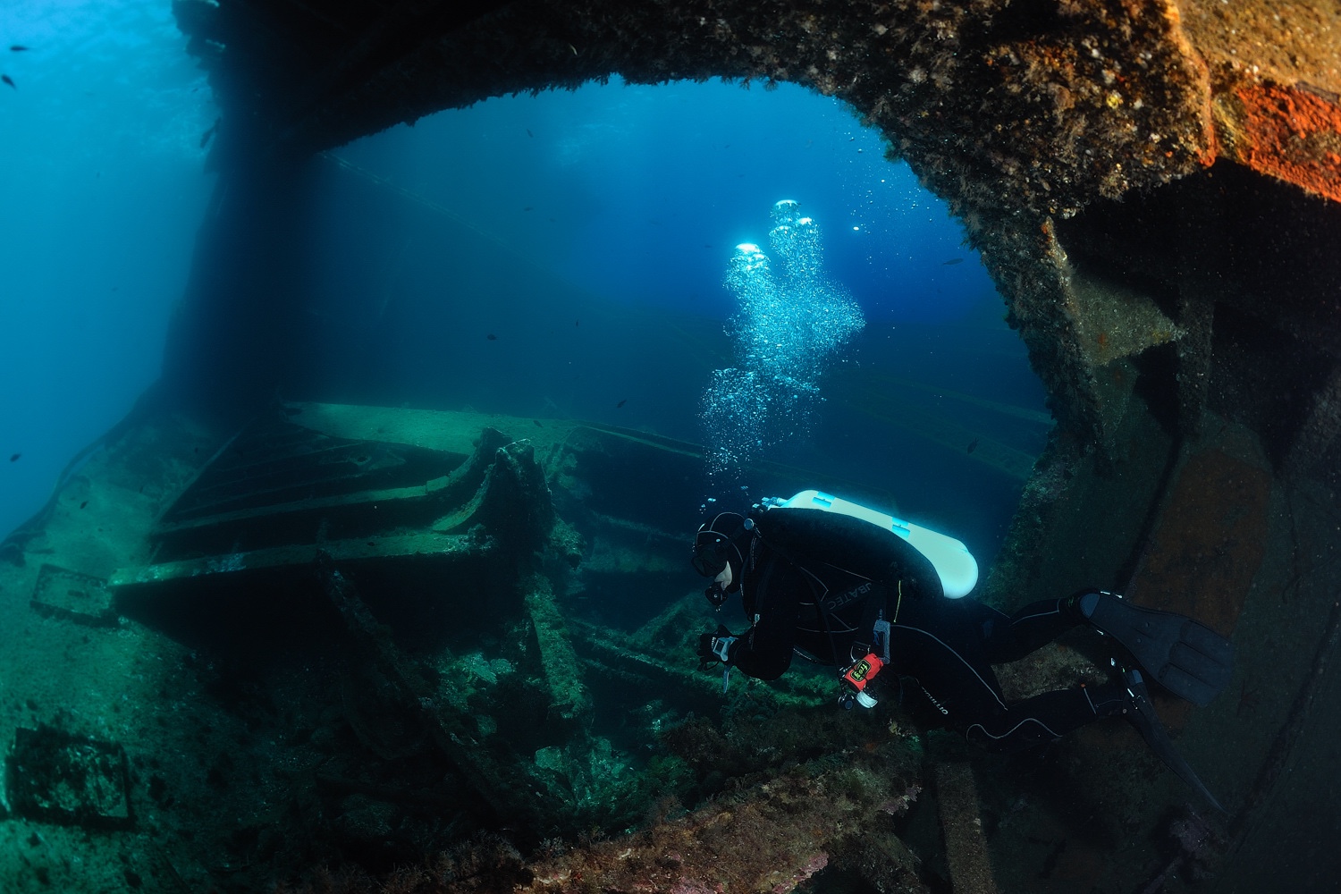 SCUTTLING. Affondamento intenzionale di relitti